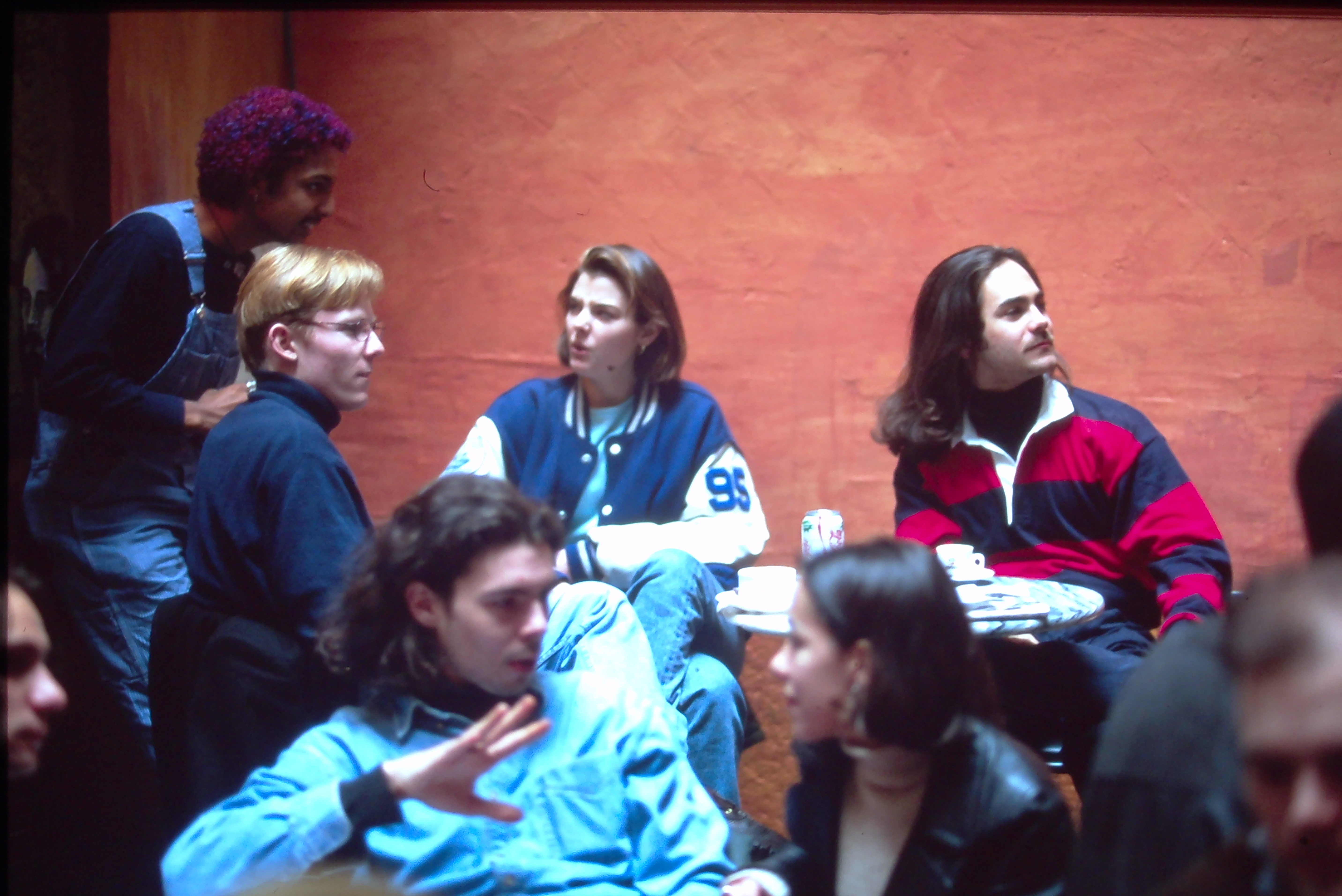 AUP Students at the AMEX Cafe