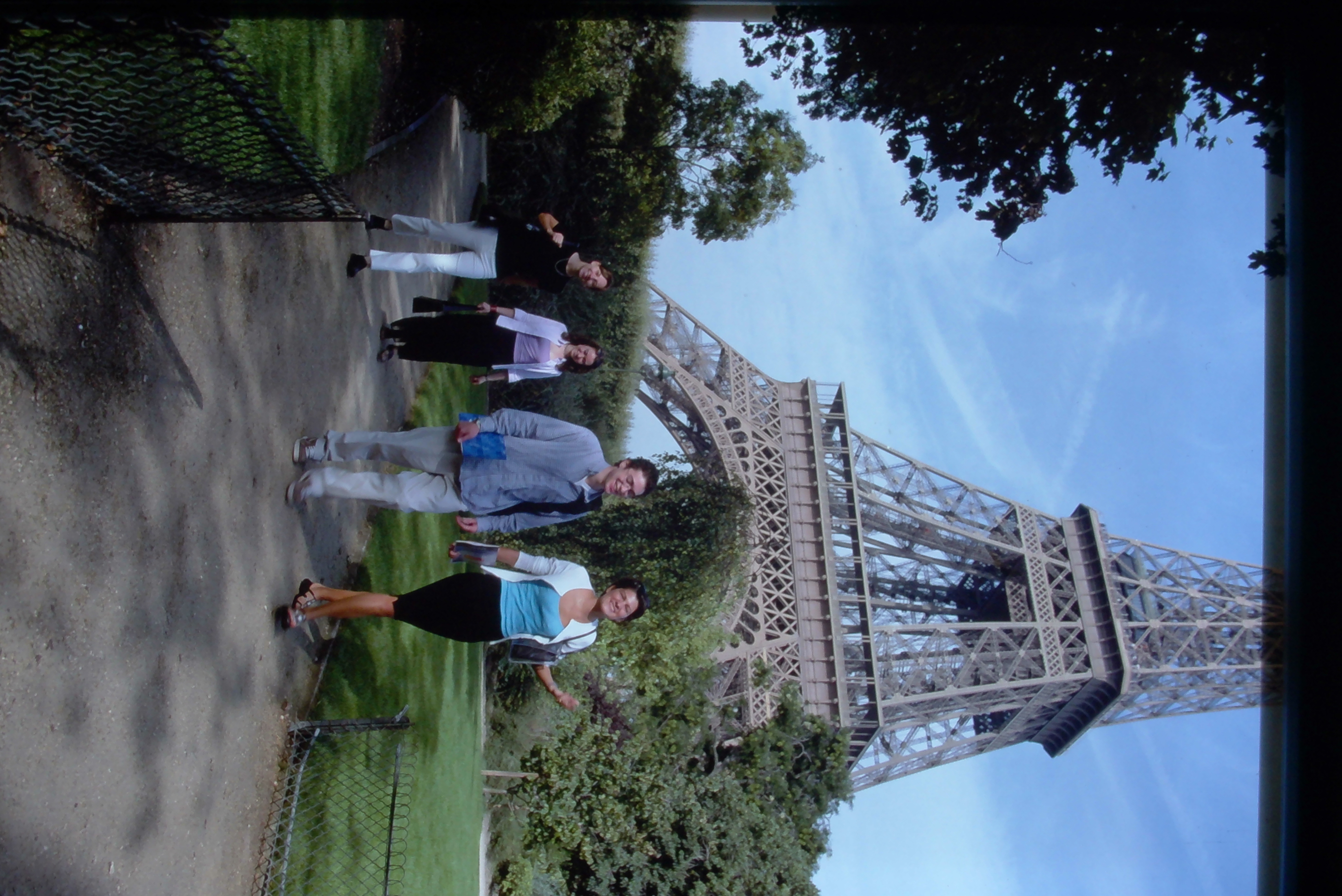 AUP Students walking through Champ de Mars