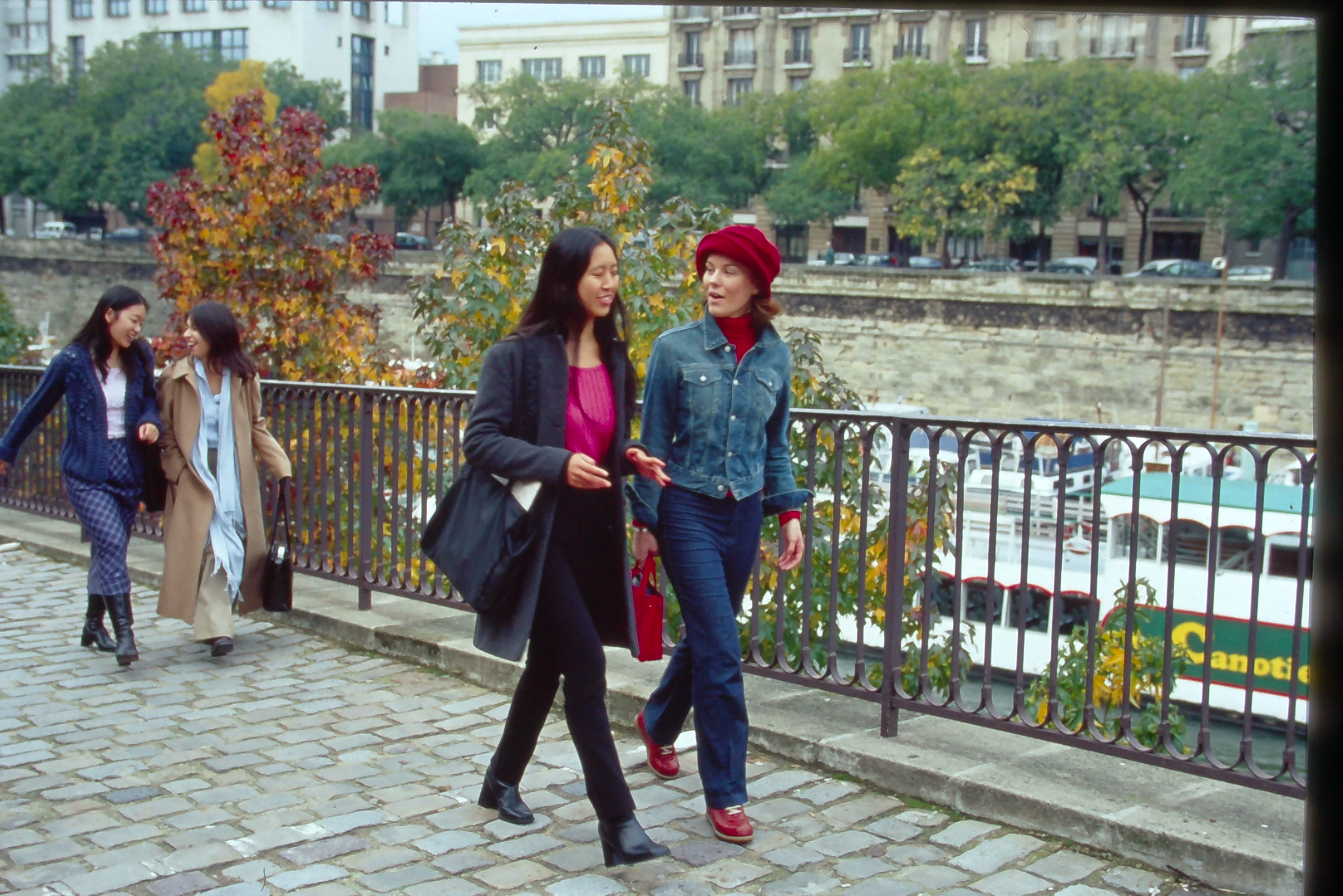 Students around Paris 1