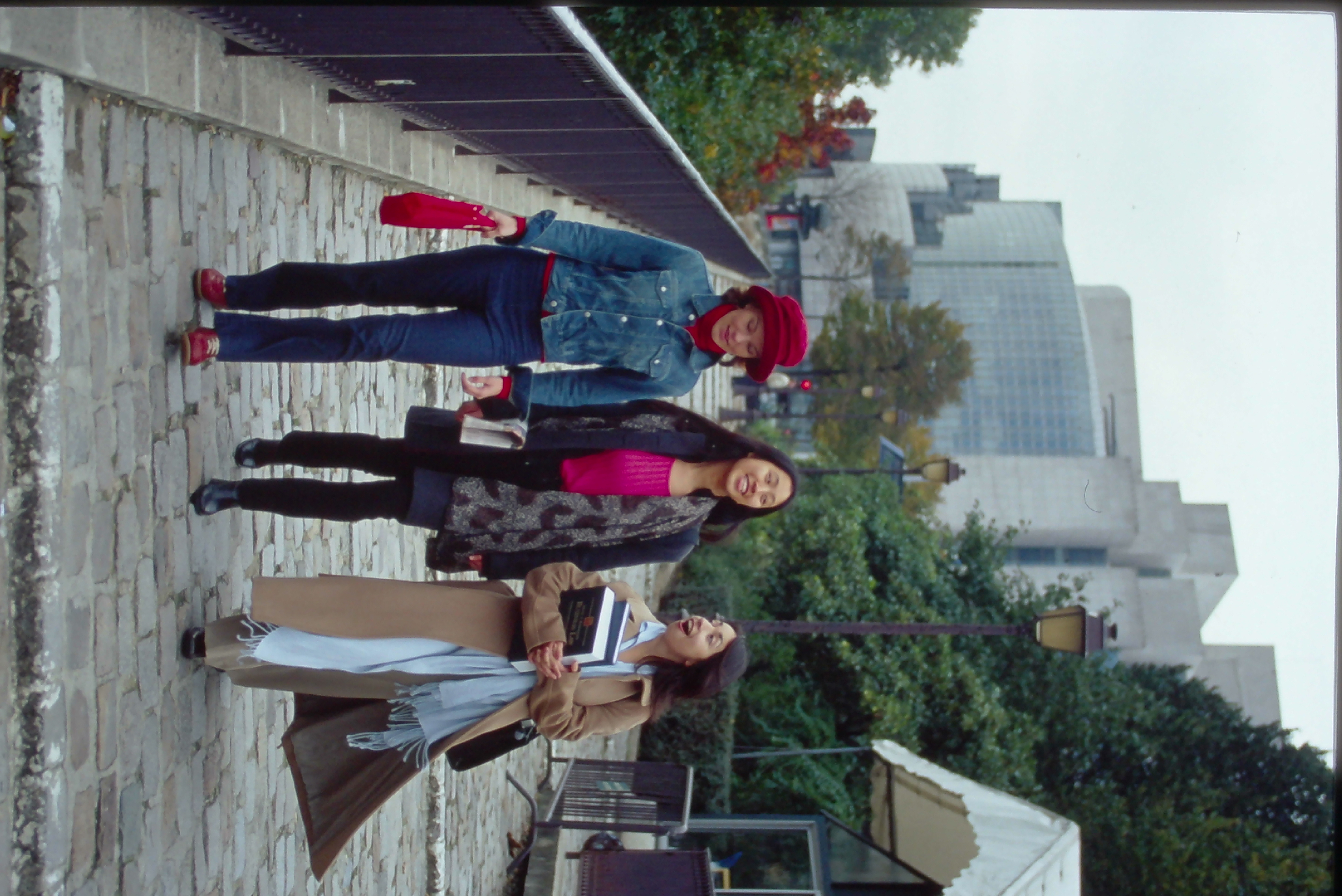 Students around Paris 2