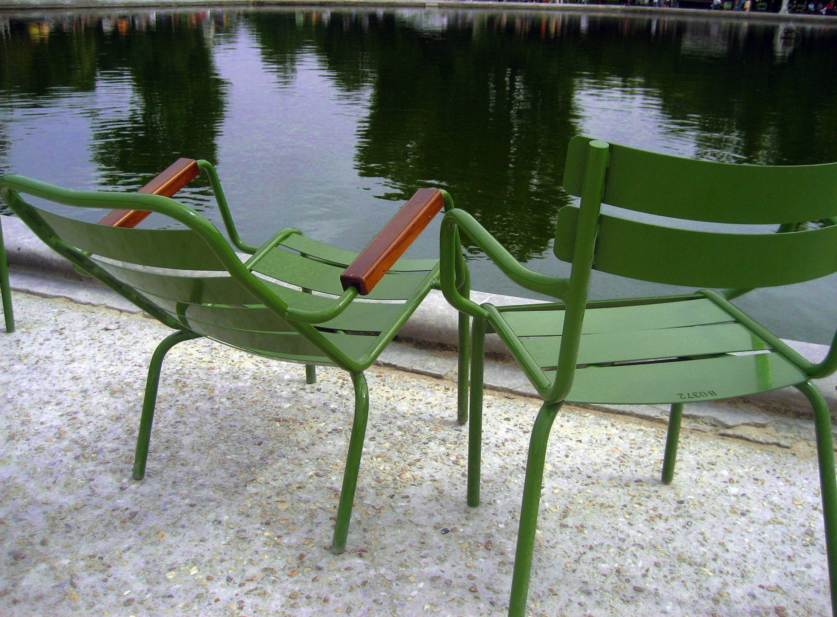 Tuileries Deux Chaises